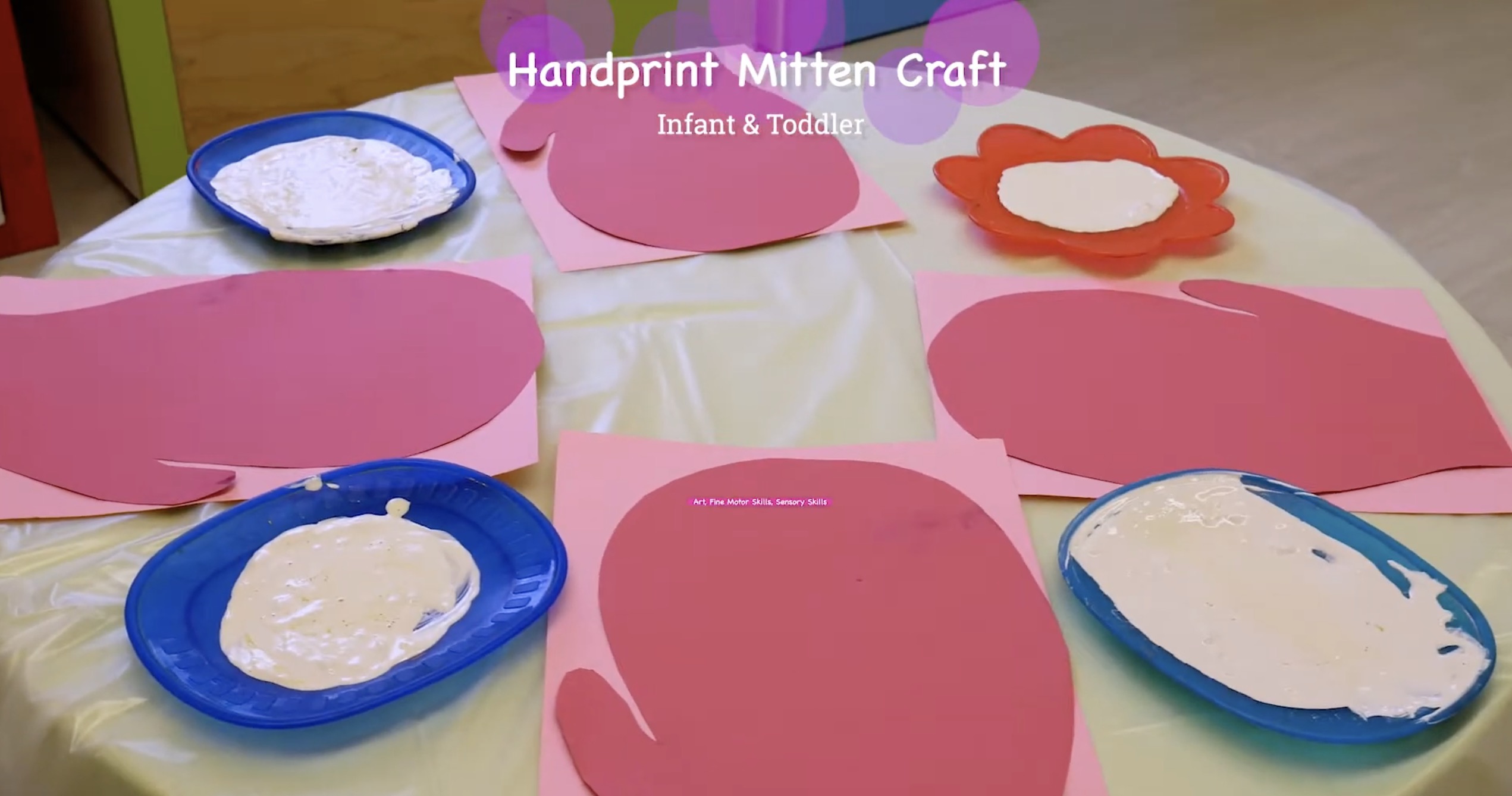 Winter activity: Handprint Mitten Craft
